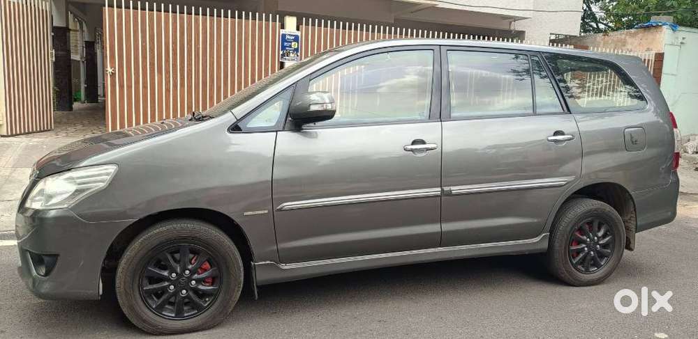 Toyota Innova 2.5 V 7 Str, 2012, Diesel