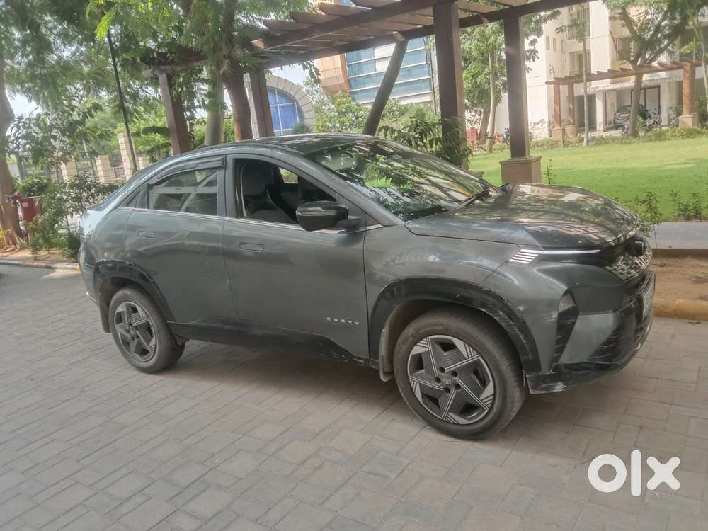 Tata Curvv Petrol 2025