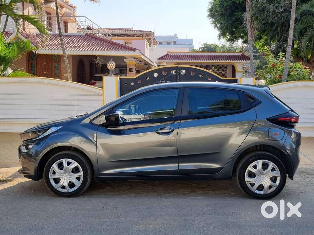 Tata Altroz 1.2 Xt, 2023, Petrol