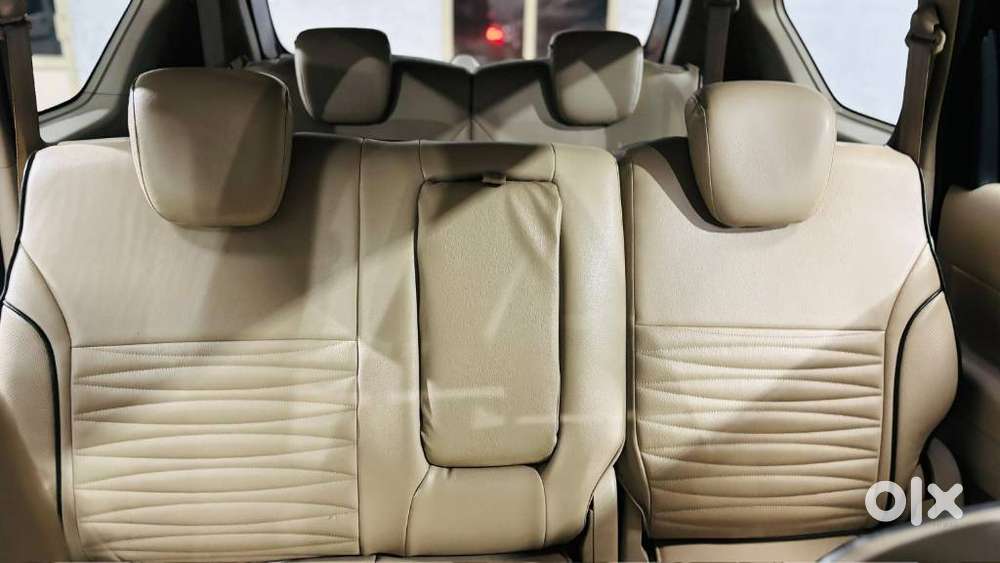 Maruti Suzuki Ertiga Vxi At Petrol, 2021, Petrol