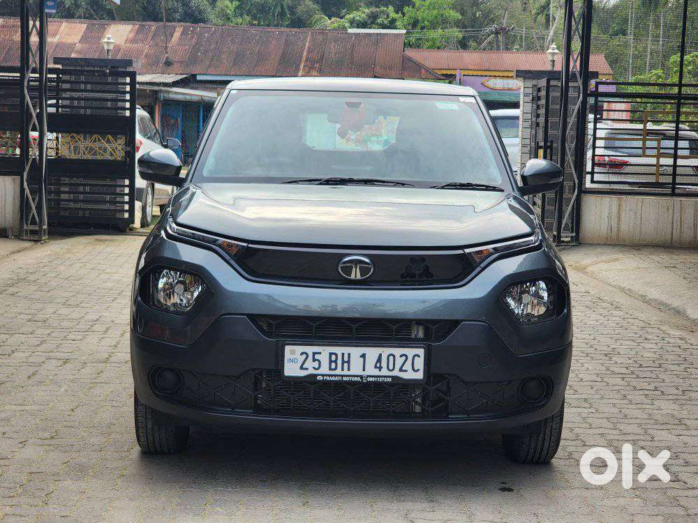 Tata Punch 1.2 Revotron Adventure Rhythm Pack Mt, 2025, Petrol