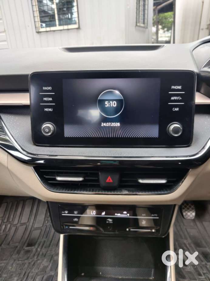 Skoda Slavia Ambition 1.0l Tsi Mt, 2022, Petrol