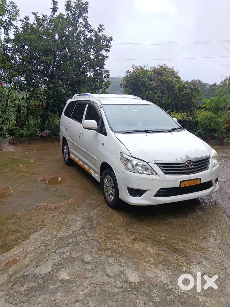 Toyota Innova 2012 Diesel 400000 Km Driven