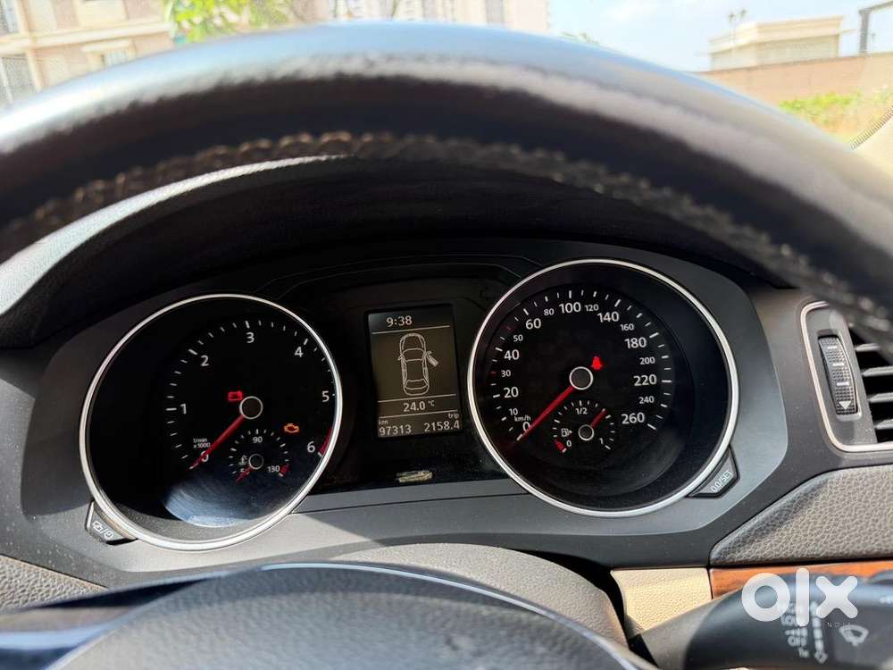 Volkswagen Jetta 2015 Diesel Well Maintained, Comes With 6 Airbags.
