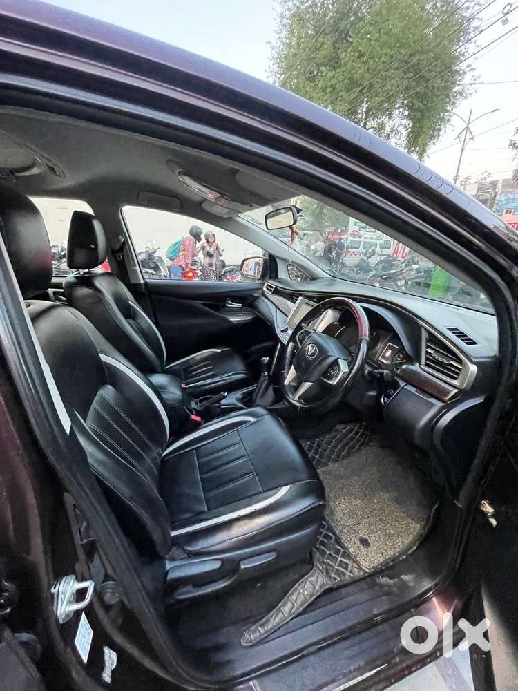 Toyota Innova Crysta 2.4 Vx Mt 8s, 2018, Diesel