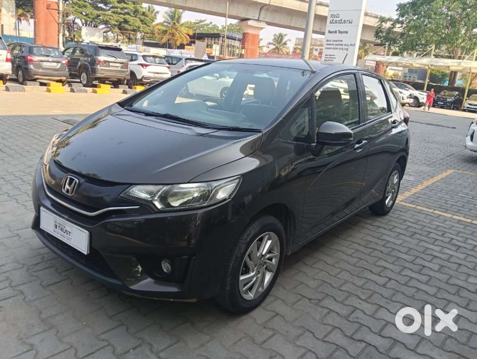Honda Jazz V Mt Privilege, 2016, Petrol