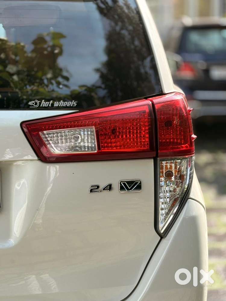 Toyota Innova Crysta 2.4 V, 2018, Diesel