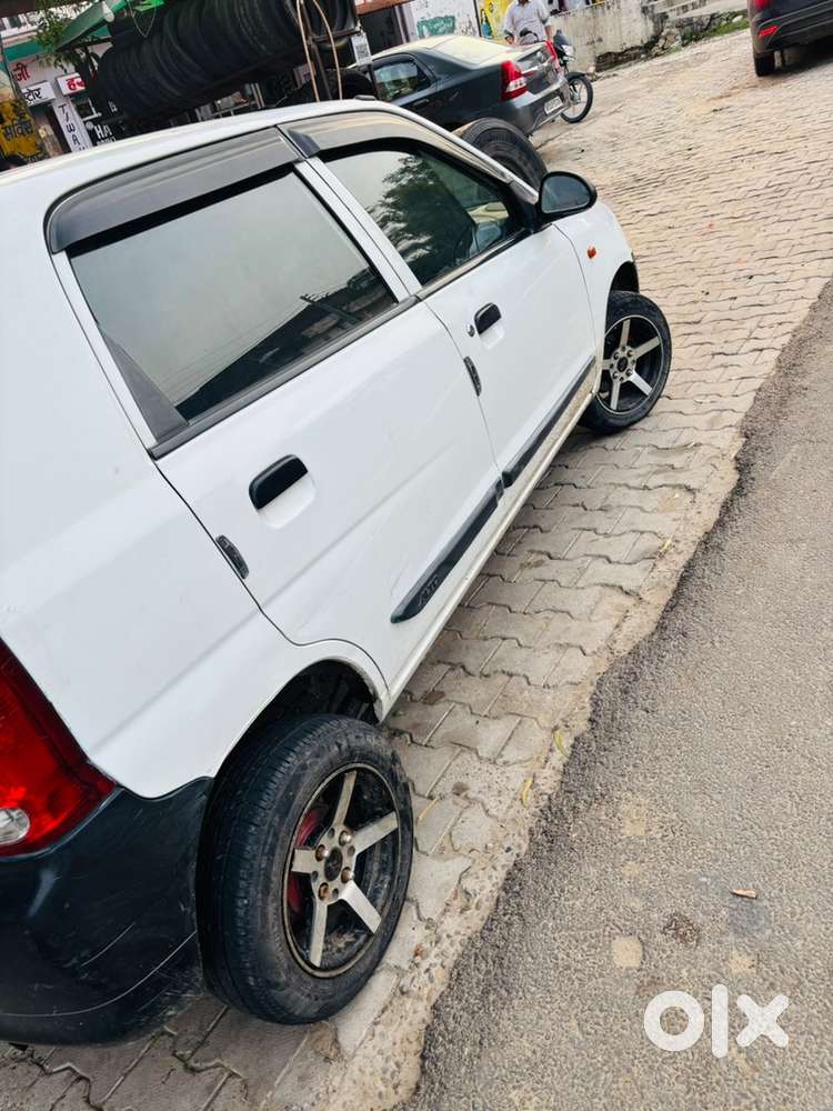 Maruti Suzuki Alto 2010 Petrol Manual