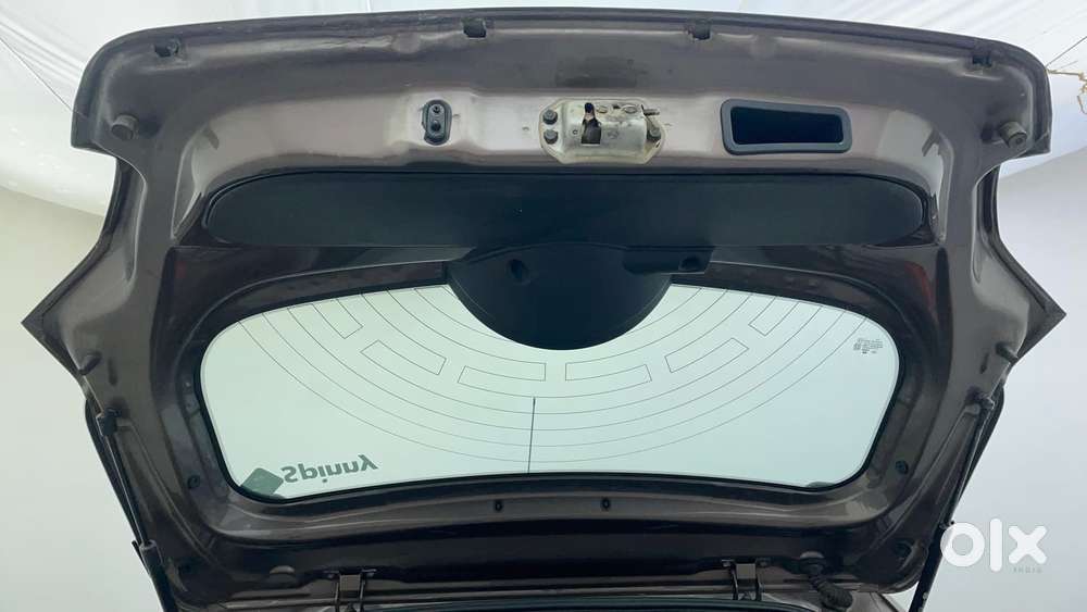 Tata Tiago Xza, 2018, Petrol