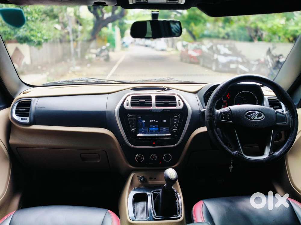 Mahindra Tuv 300 T10, 2018, Diesel