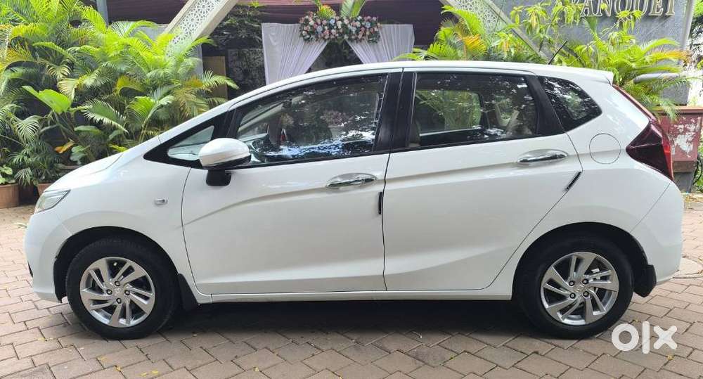 Honda Jazz V Mt Privilege, 2021, Petrol