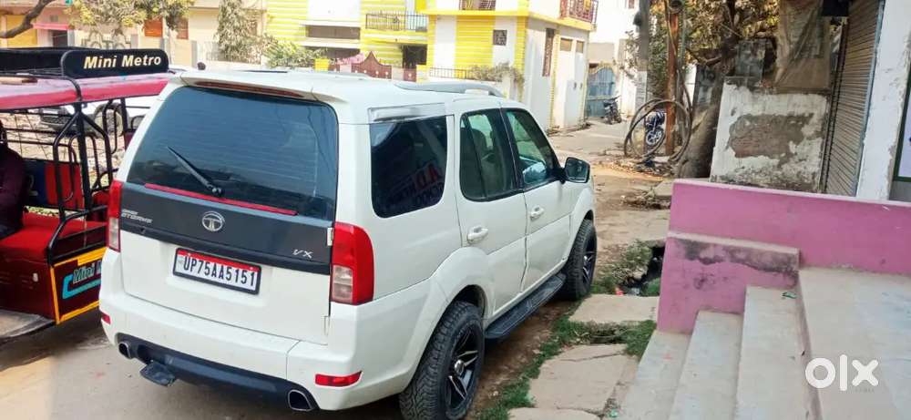 2017 Tata Safari Storme