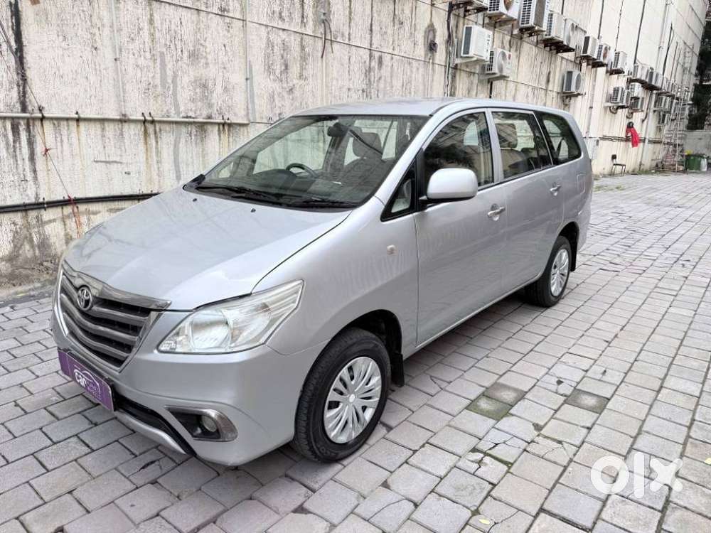 Toyota Innova 2.5 G (diesel) 7 Seater Bs Iv, 2016, Diesel