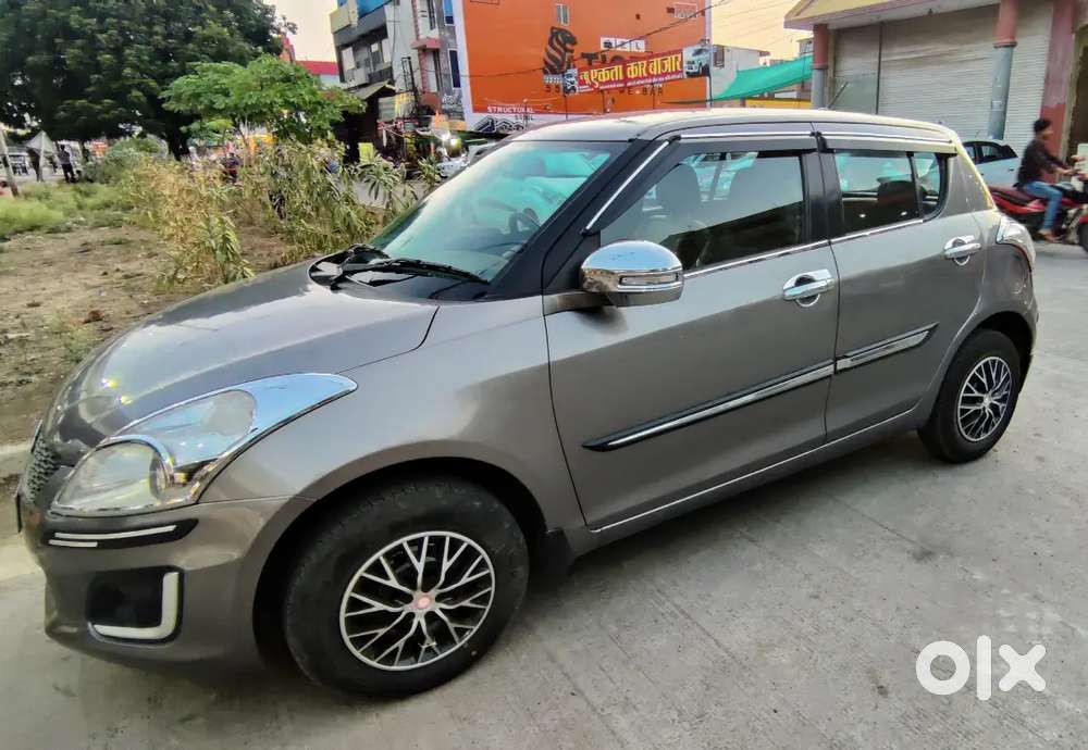 Maruti Suzuki Swift 2017 Petrol 94000 Km Driven