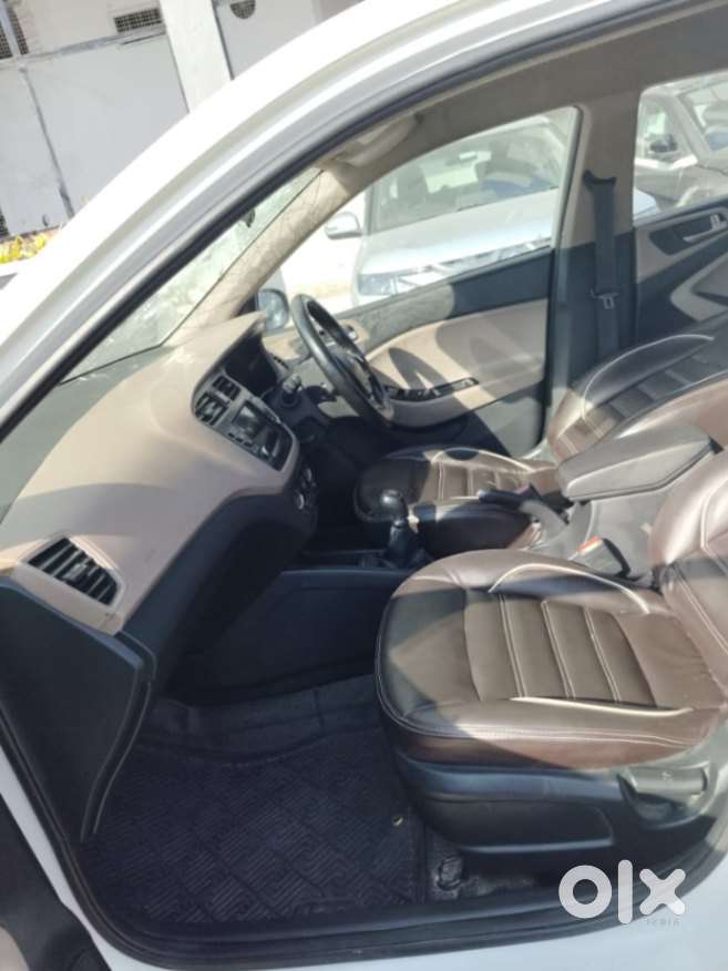 Hyundai I20 Sportz 1.2 Vtvt, 2019, Petrol