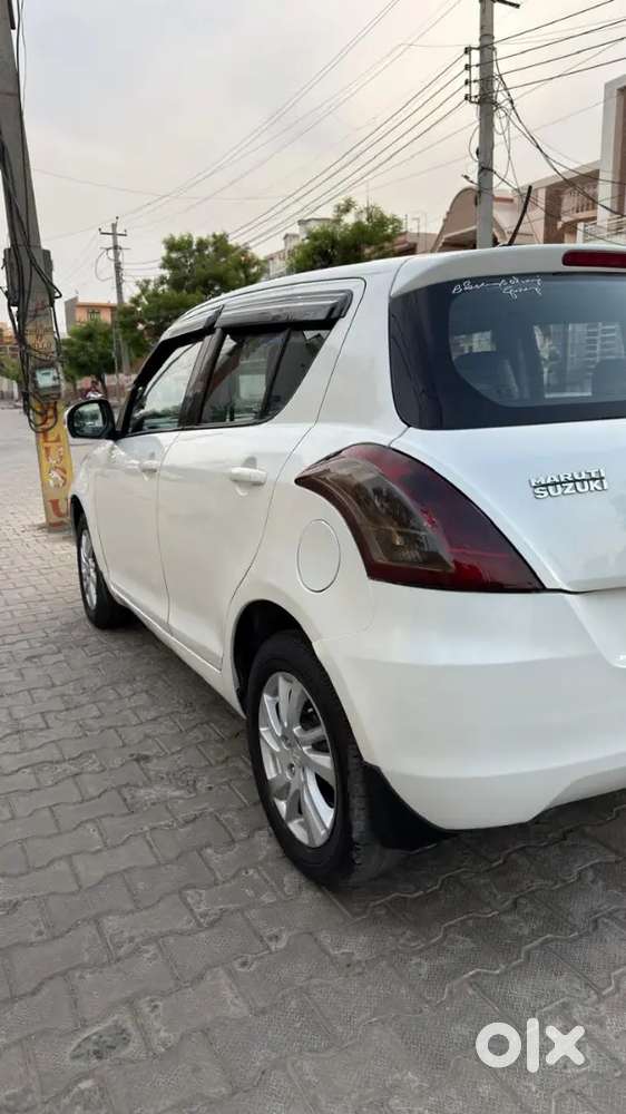 Maruti Suzuki Swift 2012 Variant