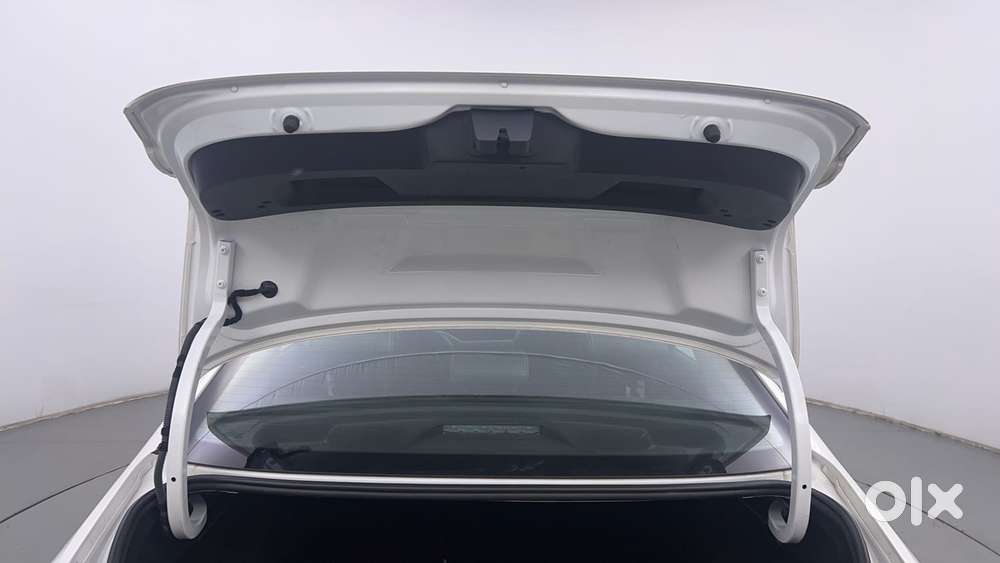 Volkswagen Virtus Highline Plus 1.0 Tsi At, 2022, Petrol