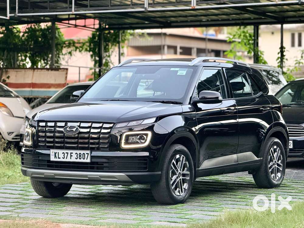 Hyundai Venue Sx Mt, 2023, Diesel