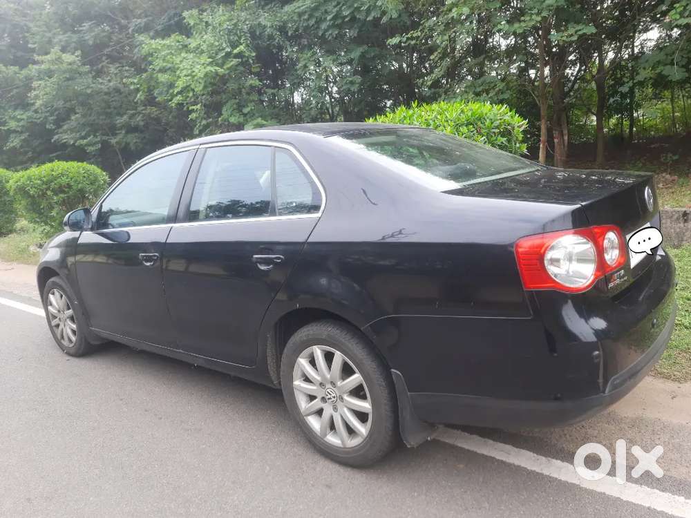 Vw Jetta Highline Diesel Less Used Showroom Track,tyres Good, Chill Ac