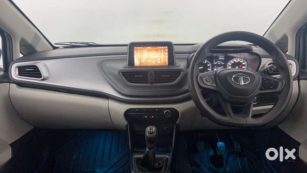 Tata Altroz 1.2 Xt, 2022, Petrol