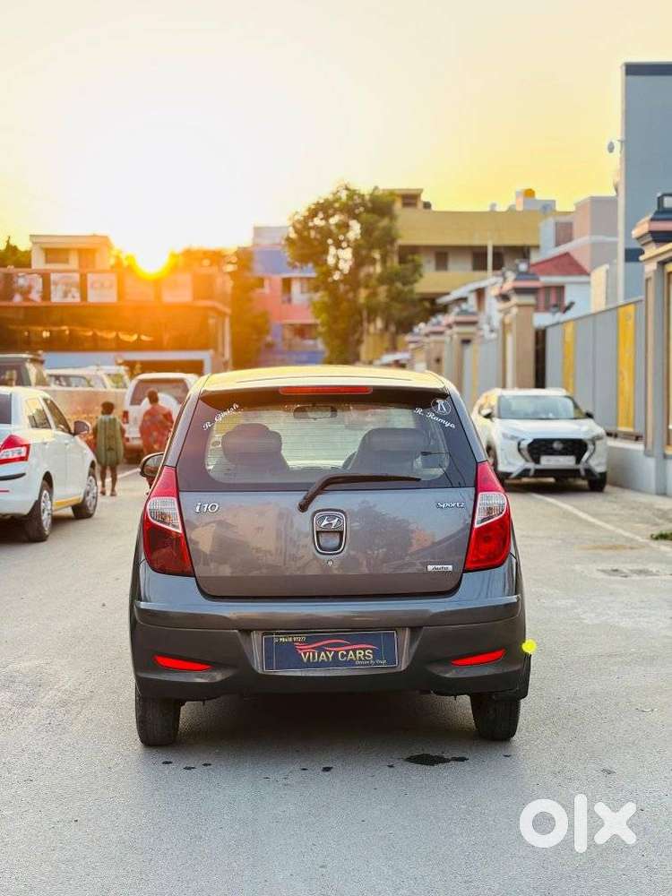Hyundai I10 Sportz At, 2013, Petrol