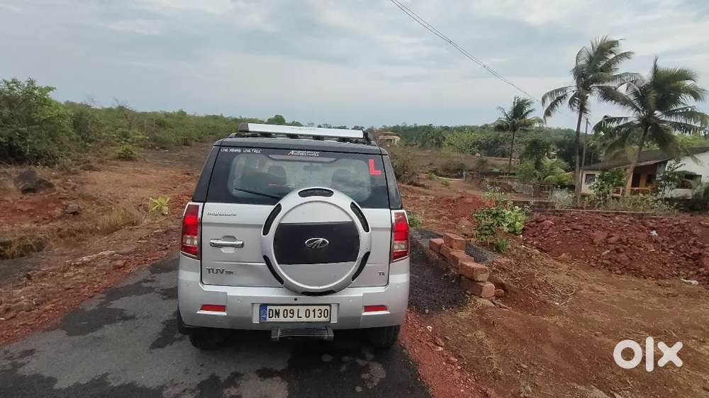 Mahindra Tuv 300 2016