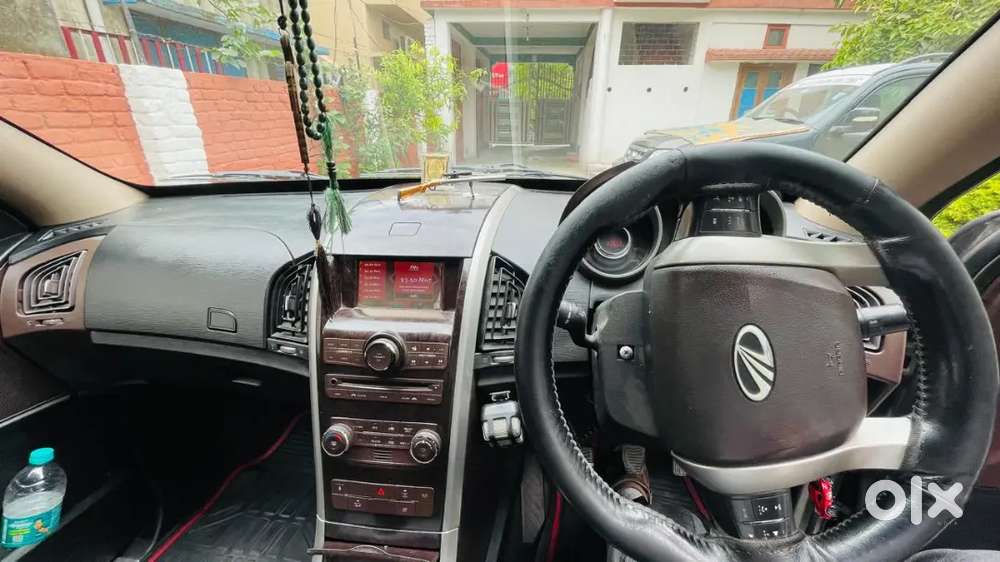 Xuv500 W8 For Urgent Sell