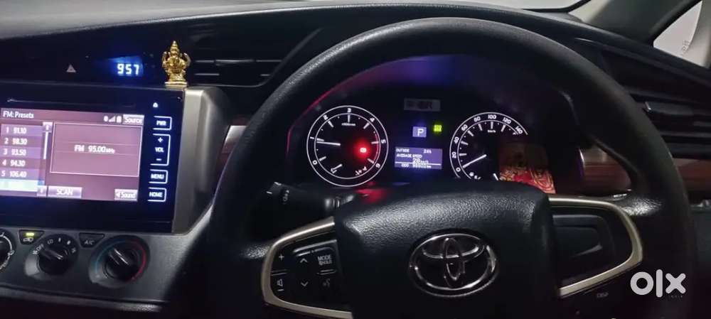 Toyota Innova Crysta 2019 Diesel 135000 Km Drive