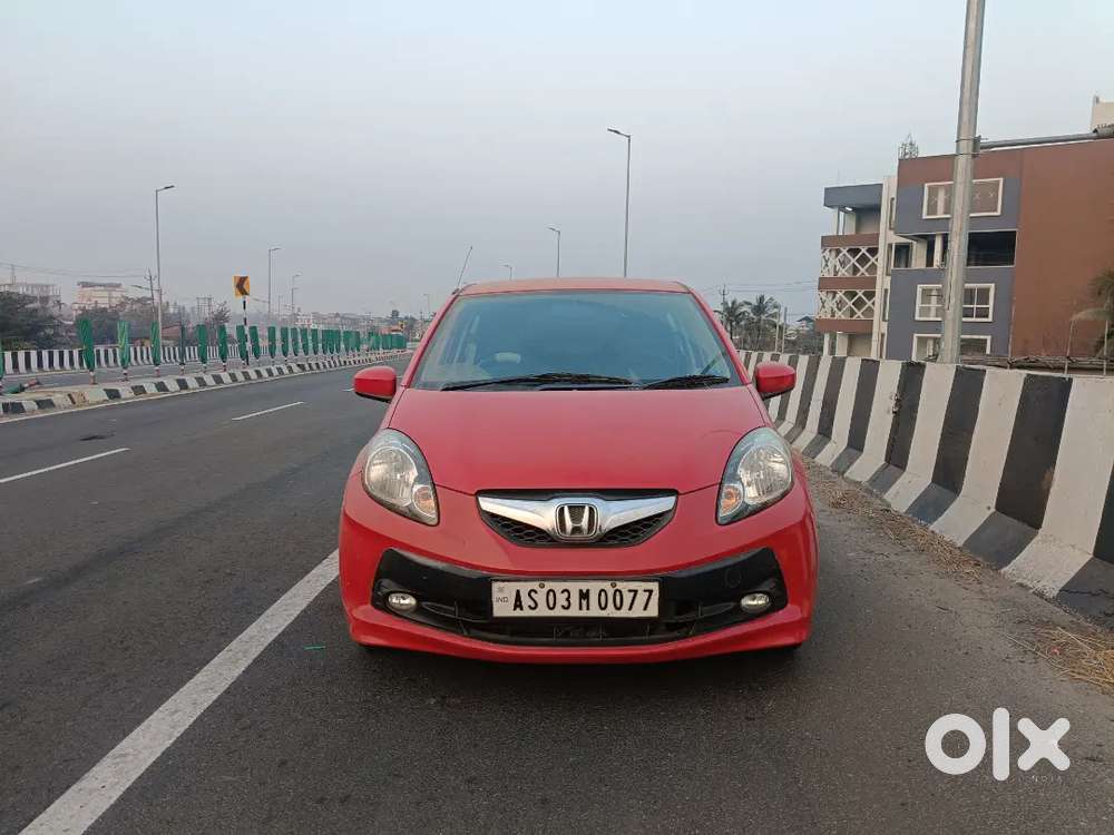 Honda Brio 2013 Petrol Well Maintained