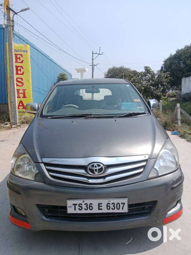 Toyota Innova 2.5 V 7 Str, 2009, Diesel