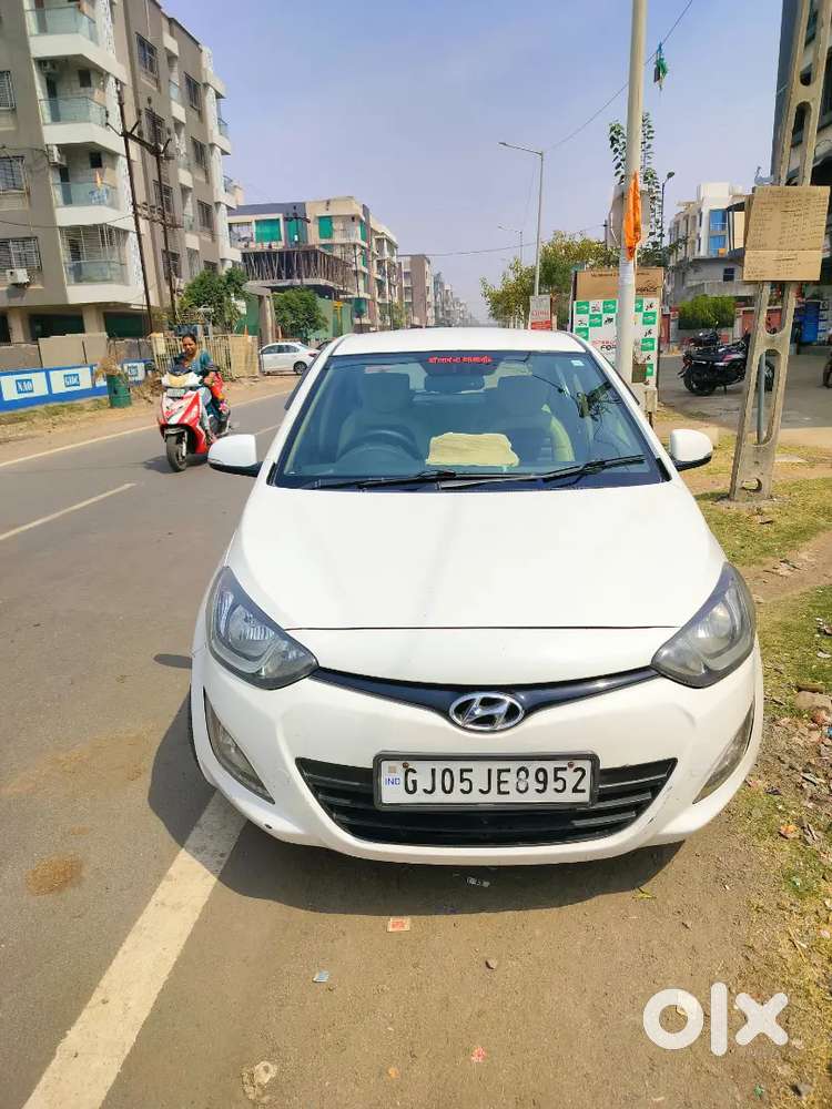 Hyundai I20 2014 Diesel 92000 Km Drivengood Condition Single Use Tayer