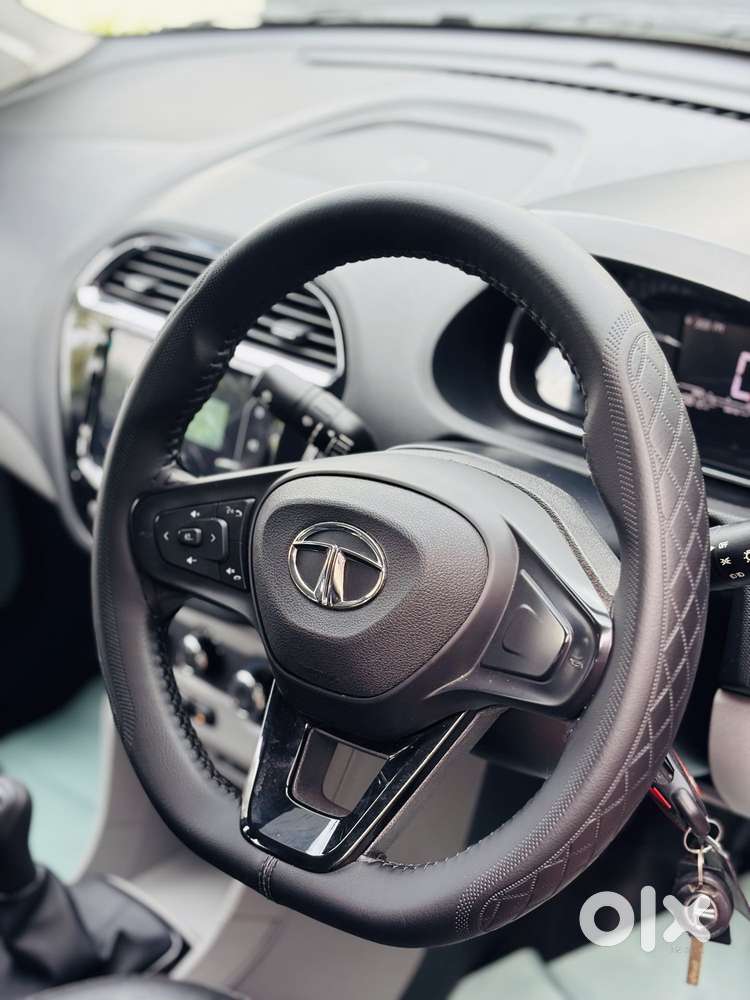 Tata Tiago 1.2 Revotron Xt (o), 2021, Petrol