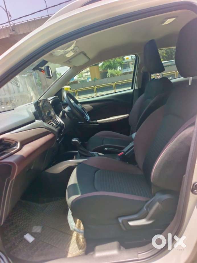 Toyota Urban Cruiser Taisor V 1.0 Petrol At, 2024, Petrol