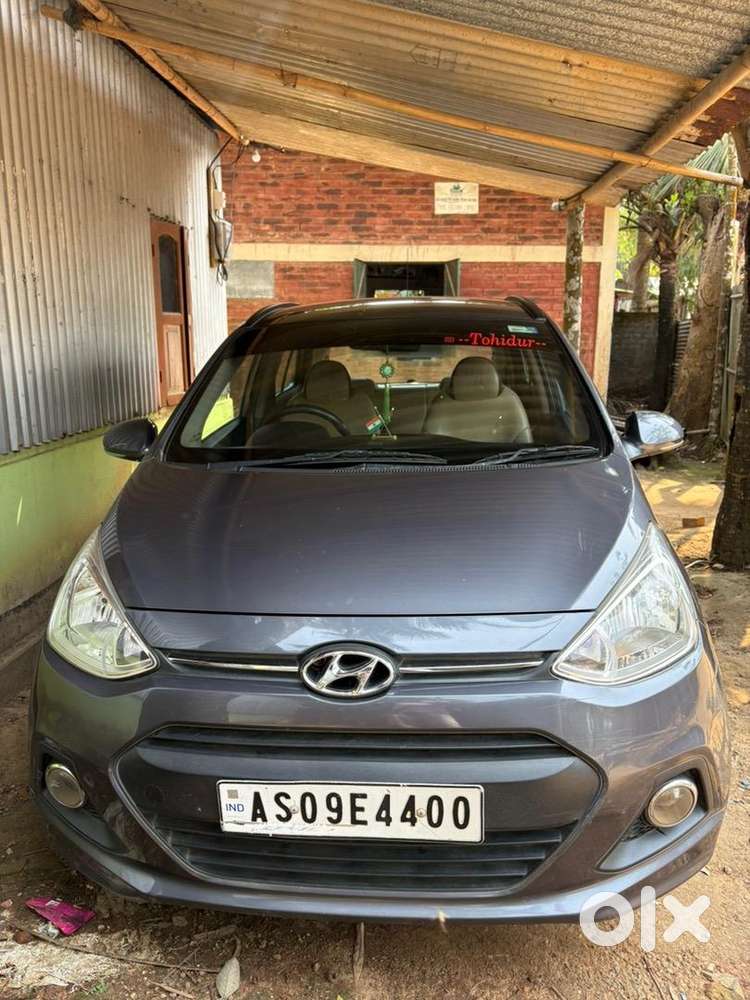 Hyundai Grand I10 2016 Petrol 98900 Km Driven