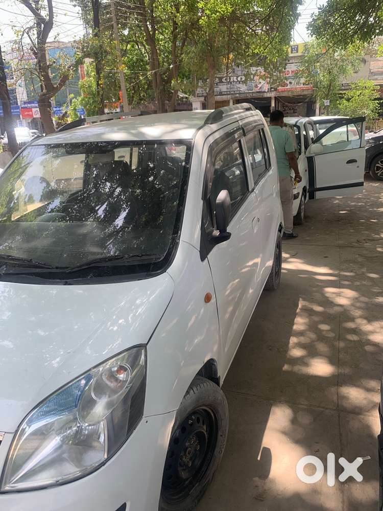 Maruti Suzuki Wagon R Vxi Minor 2016