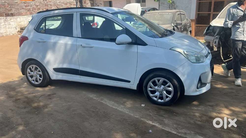Hyundai Grand I10 Sportz 2018