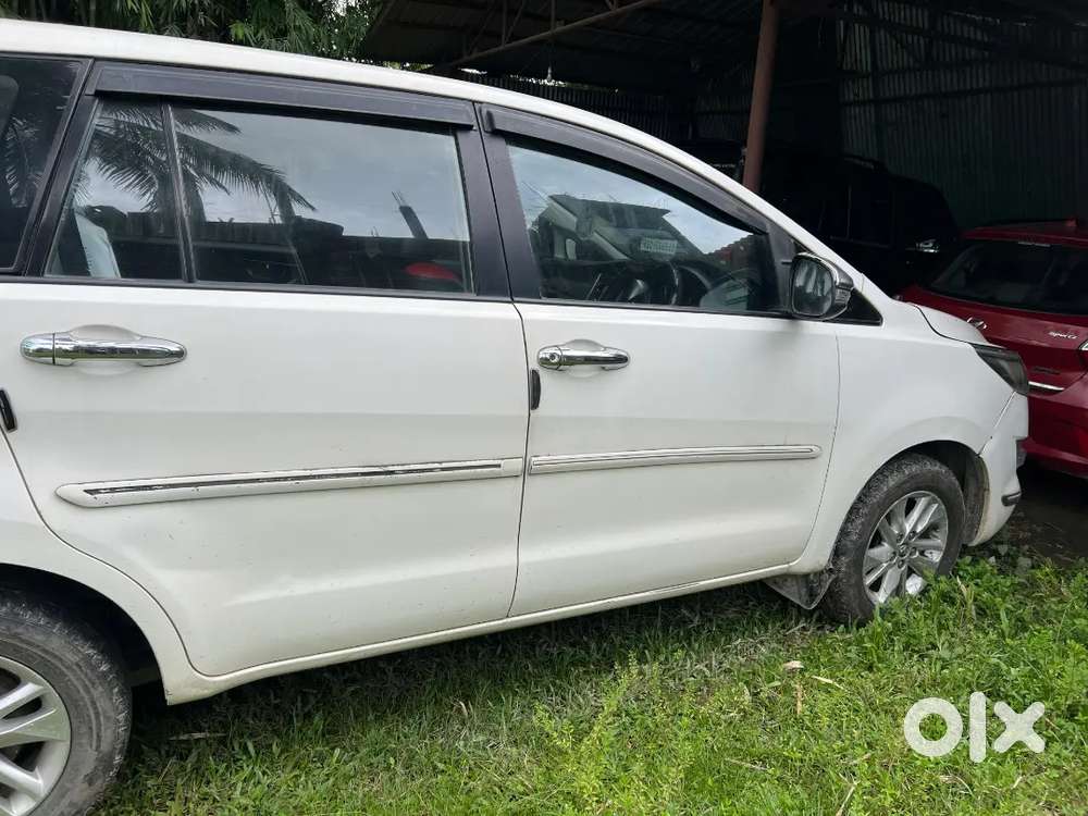 Toyota Innova Crysta 2018 Diesel Mt Bs4
