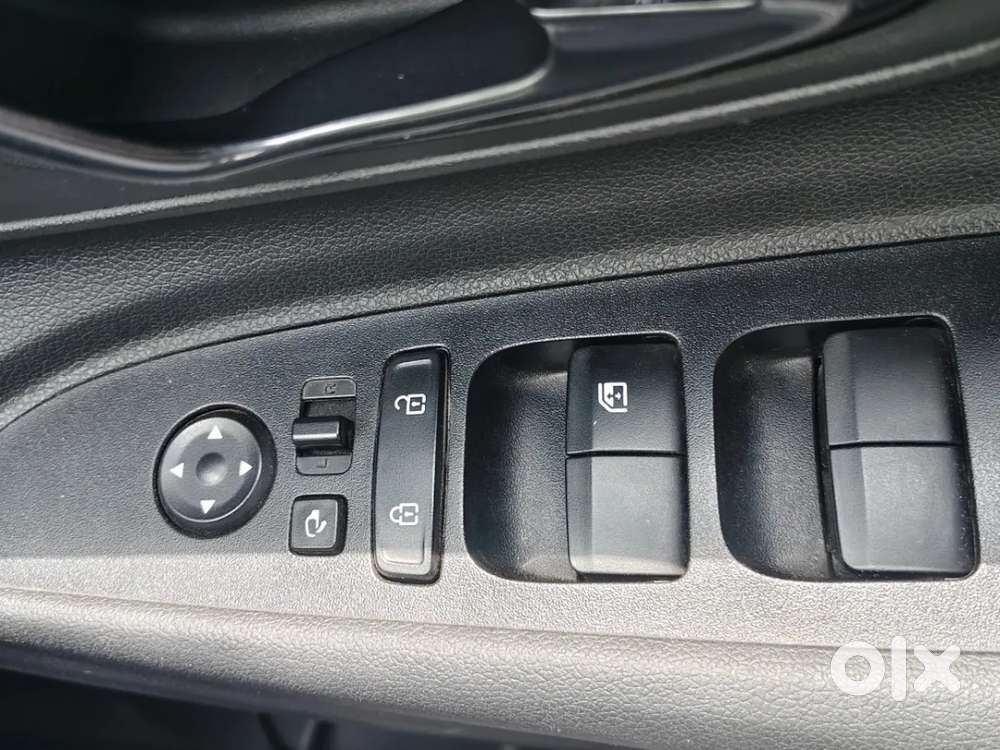 Hyundai I20 Asta (o) 1.2 Mt, 2022, Petrol