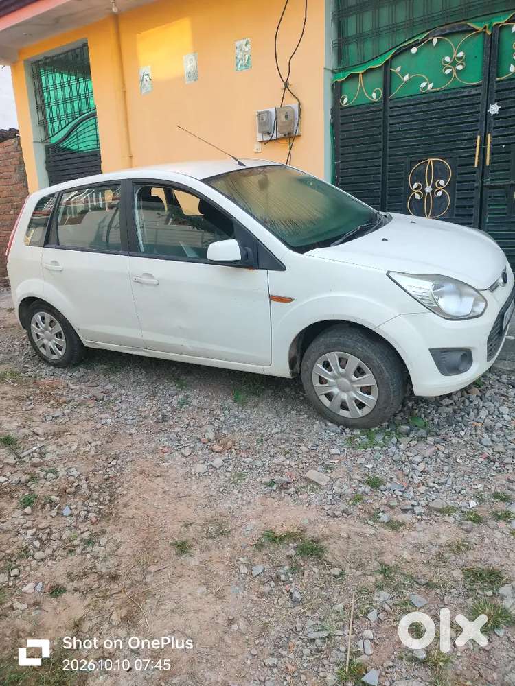 Ford Figo Zxi 2014