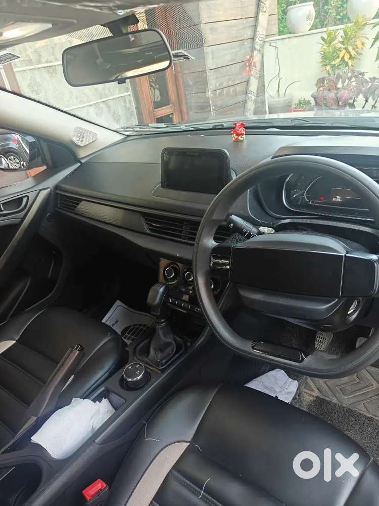 Tata Nexon Smart Plus 2025 Petrol Manual