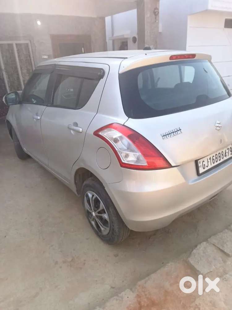 Maruti Suzuki Swift 2013 Diesel 98000 Km Driven