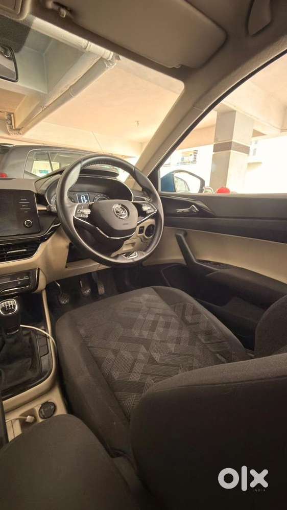 Skoda Slavia 2022 Petrol Well Maintained