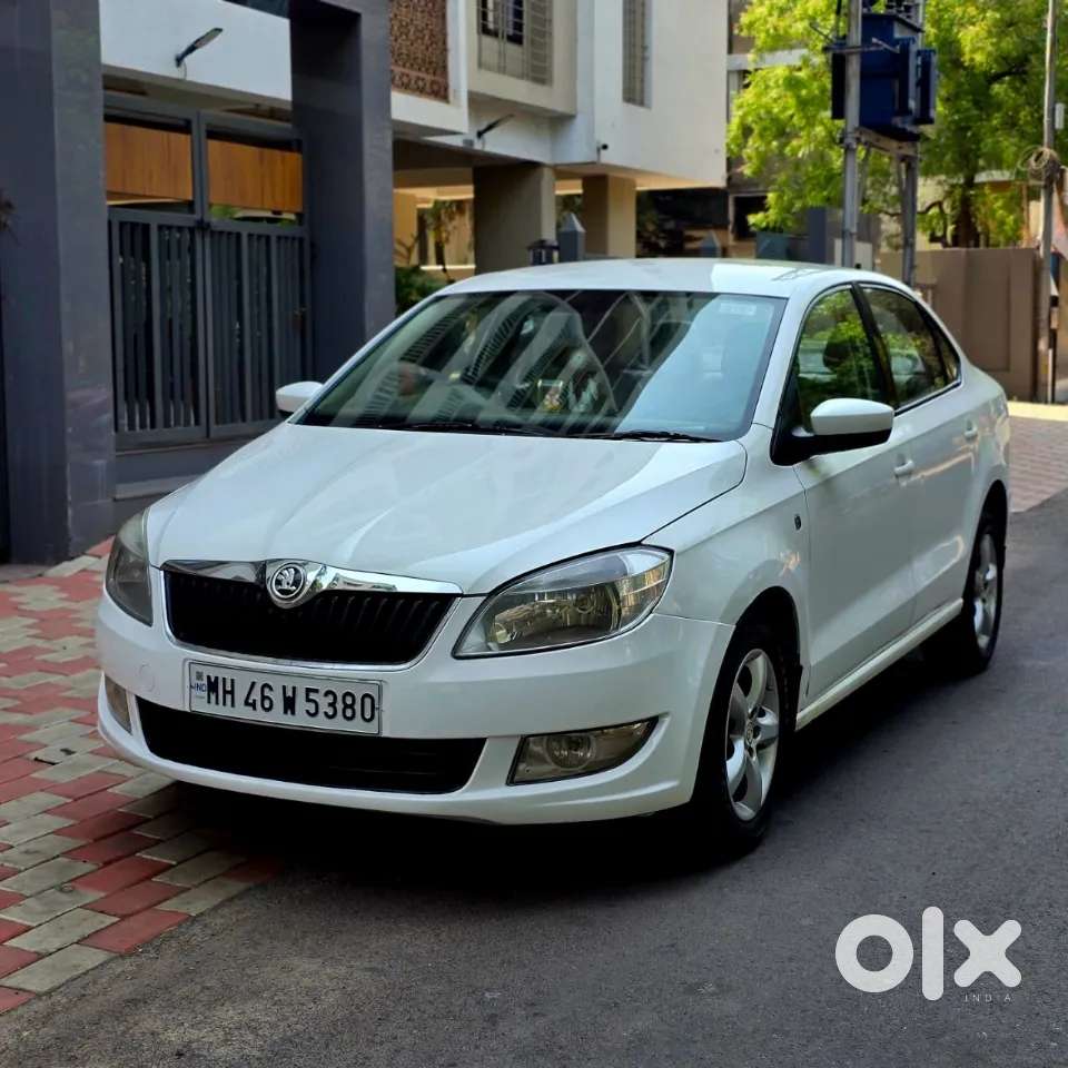 Skoda Rapid Elegance 1.6 Tdi Cr Manual, 2012, Diesel