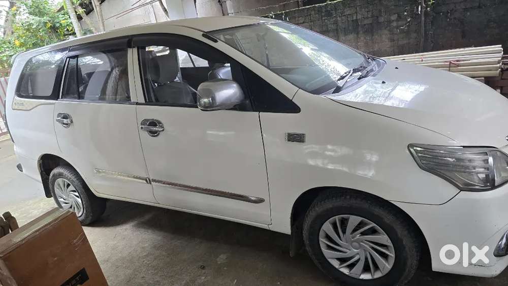 Personal Used Innova, Low Maintenance Car.. Existent Condition,