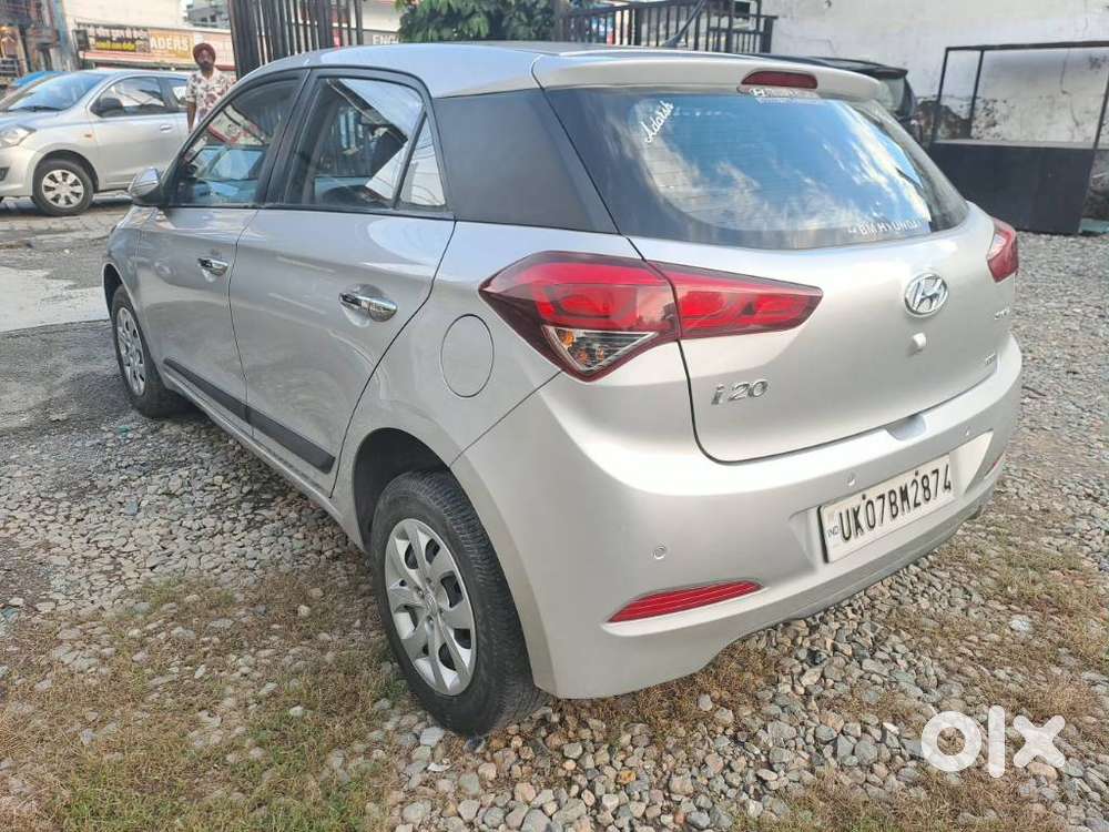 Hyundai I20 Sportz 1.2 Vtvt, 2015, Petrol