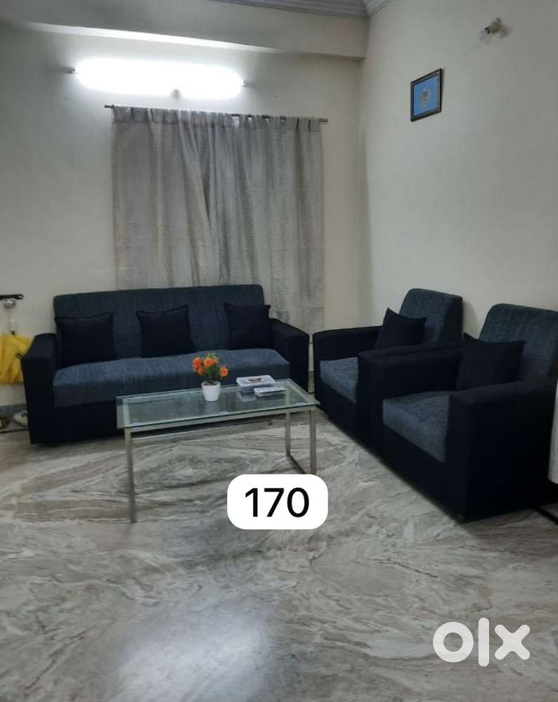5 Seater (Premium)