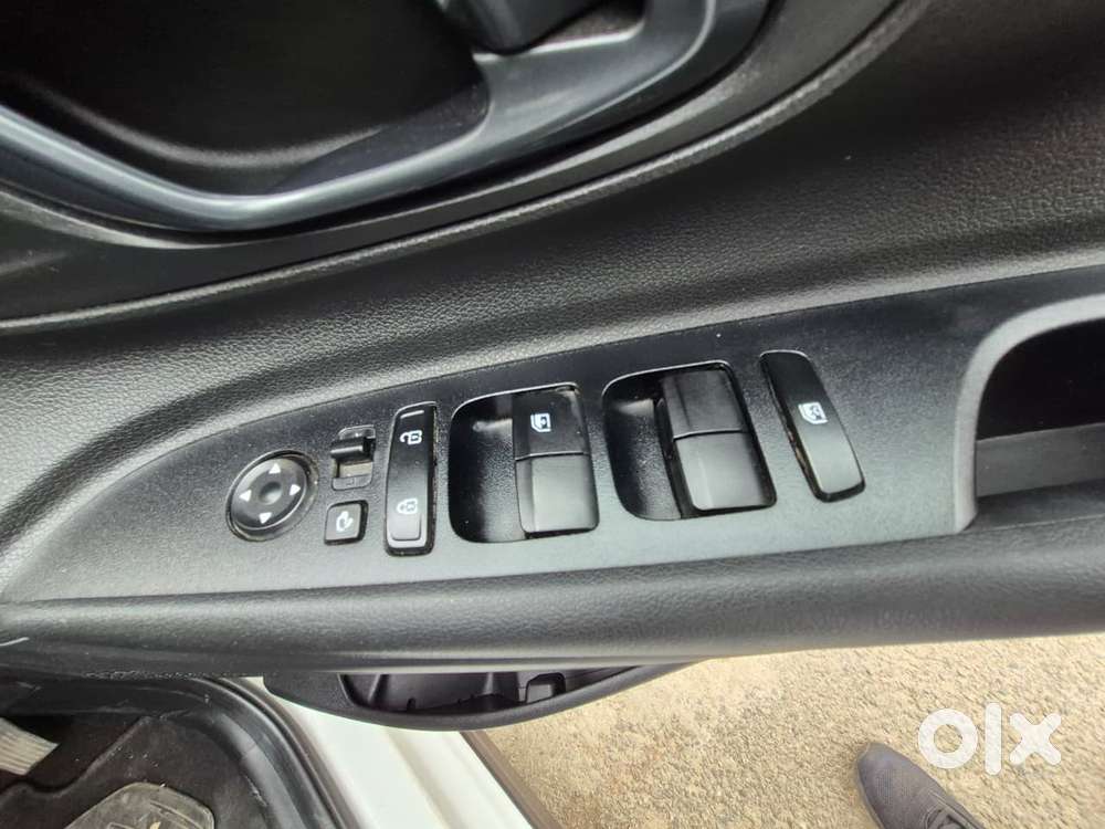 Hyundai I20 Sportz 1.2 Mt, 2022, Petrol
