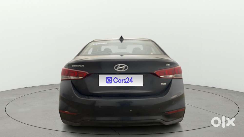 Hyundai Verna 1.6 Sx (o) Vtvt At, 2018, Petrol