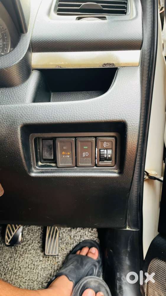 Maruti Suzuki Swift 2012 Diesel 110003 Km Driven