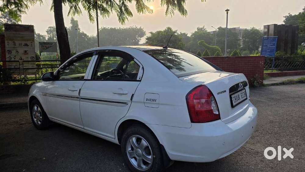 Hyundai Verna Crdi Vgt Sx 1.5, 2009, Diesel